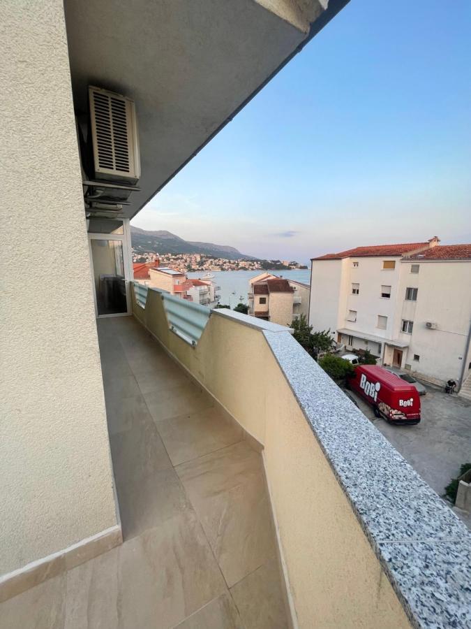 Apartments Lacaleta Split Exterior photo